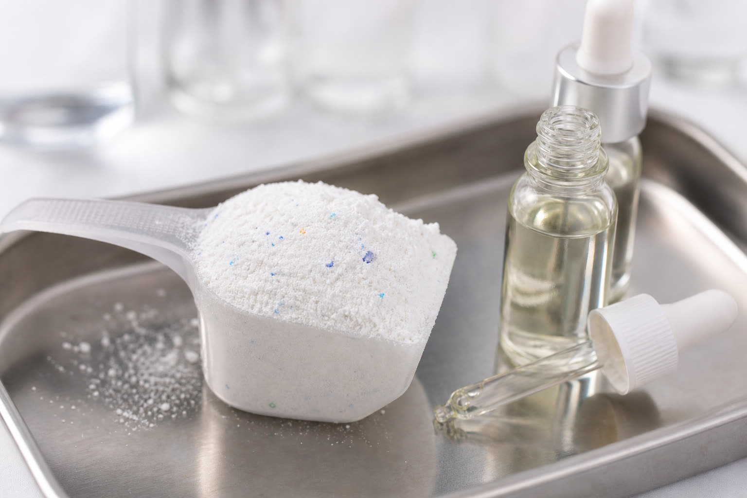 DHM and DHM Tops: The Fresh-Lime Note in Floor Cleaners and Hand Wash